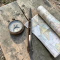 Navaja Combat Simón D2 G10 Marrón